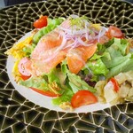 Caf'e・Restaurant Leckerer Laden - 前菜としてのサラダ！価値ある一皿！