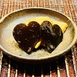 おが和 - ◎ハート♡形の塩昆布、大根はりはり漬け。洒落ている。