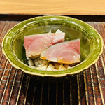 おが和 - ☆〆鯖（淡路島）、玉ねぎ醤油