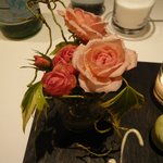 フロリレージュ - 誕生日のお祝いプレートのバラ