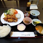 発酵レストラン ジョイハウス別館 - 鶏の発酵唐揚げ定食