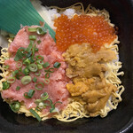 大漁丼家 - 桜台。何このショボいエサは。