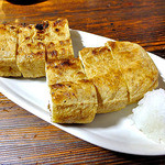 よし半 - 栃尾油揚げ肉みそはさみ焼き