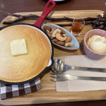 SAKURA CAFE - ふんわり森のホットケーキ（税込 1,250円）評価＝◯