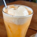 パドック - オレンジクリームソーダアップ
