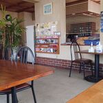 パドック - 店内