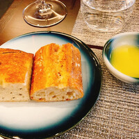 しまなみふれんち Murakami - ひじき入りフォカッチャとバケット