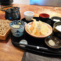 紗羅餐 本店 - 天丼セット(天麩羅別盛)