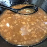 ラーメン二郎 - コクのある濃厚豚出汁ド乳化スープ！