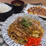 期間限定！豚平焼うどんランチ うどん1玉大盛り無料！