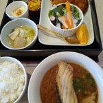 地元のごちそう 自然のめぐみキッチン - 