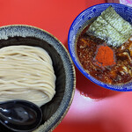 つけ麺 魚雷 - 辛さ普通でも辛い！！！！ほんのりカレーの風味がする濃厚激辛つけ麺！うまい！