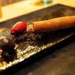 GINZA SORA - シガーチョコとブラックベリーのアイス