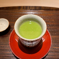 室町 唯 - 