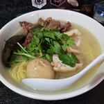 塩そば専門店 桑ばら - 牛テールの塩