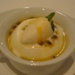 カーザ ヴィニタリア - デザート　ココナッツのパンナコッタとピーチパイナップル