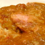 チキンが顔を出した瞬間！