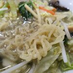 万龍記 - コシのある中太麺