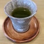 香風園 - サービスで日本茶を出していただきました