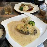 旬菜ステーキ処 らいむらいと - ＊ らいむらいと風チーズハンバーグ　200g　1,480円