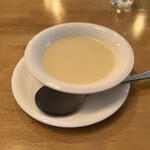 キッチンミルポワ - コーンスープ