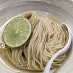 麺屋 さくら井 - 特製昆布水つけ麺（塩）1300円の麺