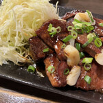 金町製麺 - 豚レバーとハツのスタミナ炒め　400円