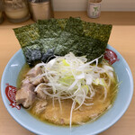 横浜ラーメン 町田家 - 