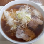 麺家ほり - ワンタンメン(850円也) まさに雲を呑むが如し‥