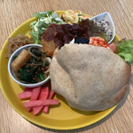 カメイノ食堂 - ファラヘルサンド