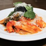 森乃館 - 春野菜と大きな海老のハリッサトマトソース