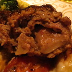 コントワール ミサゴ - 和牛とフォアグラのハンバーグ ブラックペッパーソース3