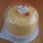 香花堂 - チーズスフレ（180円）