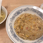 ぎょうざの満洲 - チャーハン大盛（610）※スープ・漬物付き
