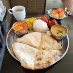 インド料理・ベトナム料理 サガルマータ - 