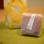 たねや - 料理写真:たねやカステラ(2個入り)@税込1,080円