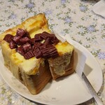 Non Non - ごきげんピザサラミトースト(厚切り+100円)