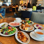 MORETHAN TAPAS LOUNGE - 