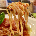 Trattoria Locale - 「キタッラ」と言う、縮れ麺の生パスタ