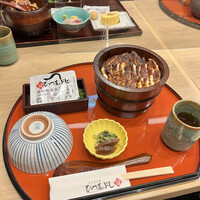 うなぎ和食 しら河 名駅店 - 上ひつまぶしはふっくら