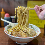 ラーメン 豚んち - 