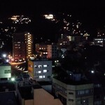 Atami Nyu Fujiya Hoteru - 部屋からの夜景