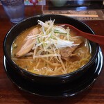 らーめん せん家 - 味噌ラーメン　740円