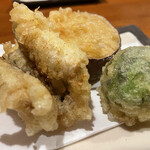 めしの助 - 天麩羅は、芽キャベツ　ヒイカ　アナゴ　紅はるか