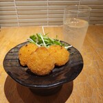 大山鶏と鮮魚 居酒屋 まいか - ビターバレンとレモンサワー