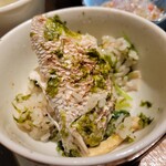 大山鶏と鮮魚 居酒屋 まいか - 鯛カマと生青のりの釜飯 