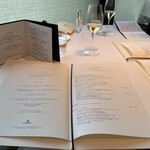 ベージュ アラン・デュカス 東京 - 