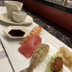 舌代 ぎん舎利 - 寿司4貫