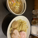 頑者 アンダーグラウンドラーメン - 