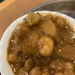 BASMATI - Chole Floating! A version with mild acidity and extra broth.